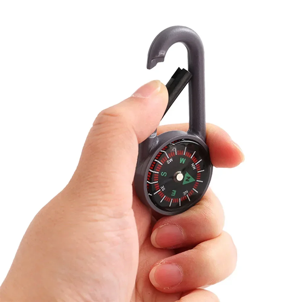 Kompas z karabińczykiem do uży – Compass Keychain Mini recenzja i cena